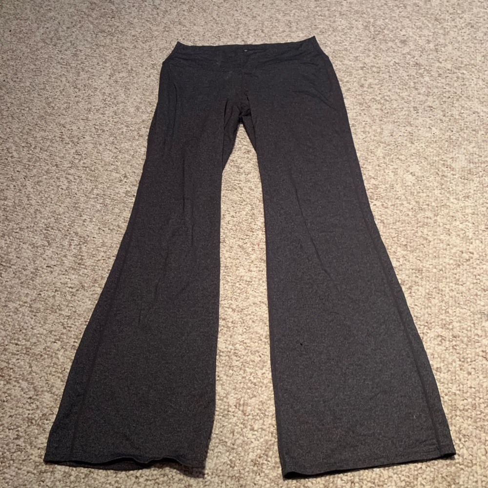 ATHLETA Yoga Flare Flap Pocket Boot Gray Medium